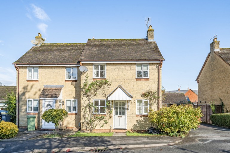 The Grove, Cotsmore Close, Moreton in Marsh