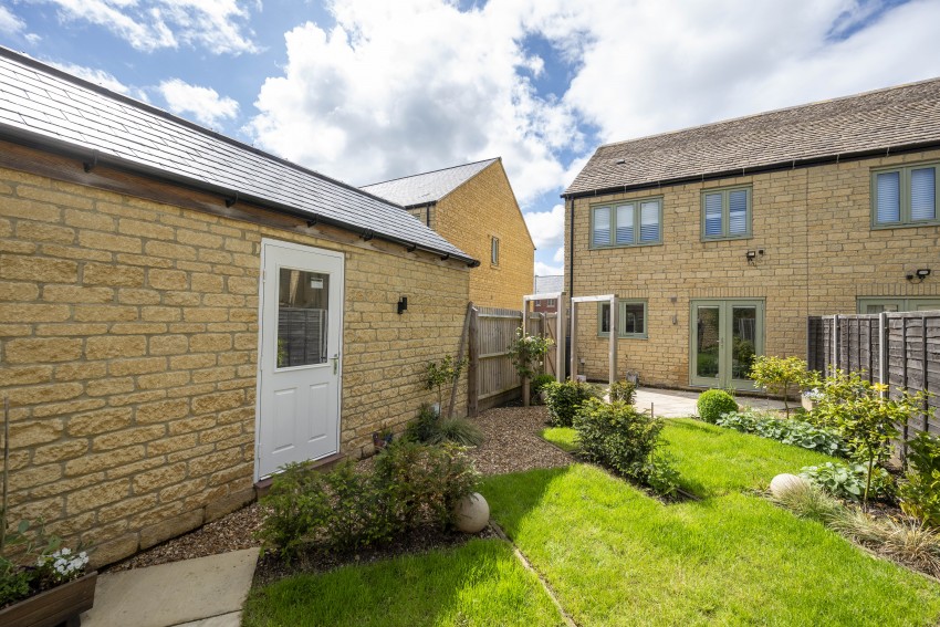 Images for Kestrel Way, Moreton-In-Marsh, GL56