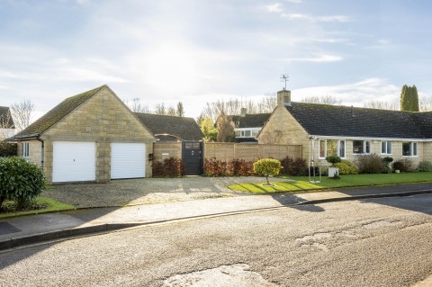 View Full Details for 1 The Gorse, Bourton-On-The-Water, GL54