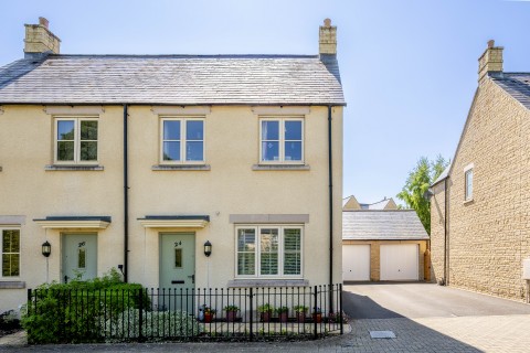 View Full Details for Mallard Crescent, Bourton-On-The-Water, GL54