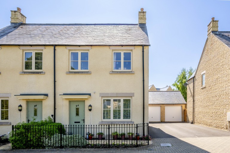 Mallard Crescent, Bourton-On-The-Water, GL54